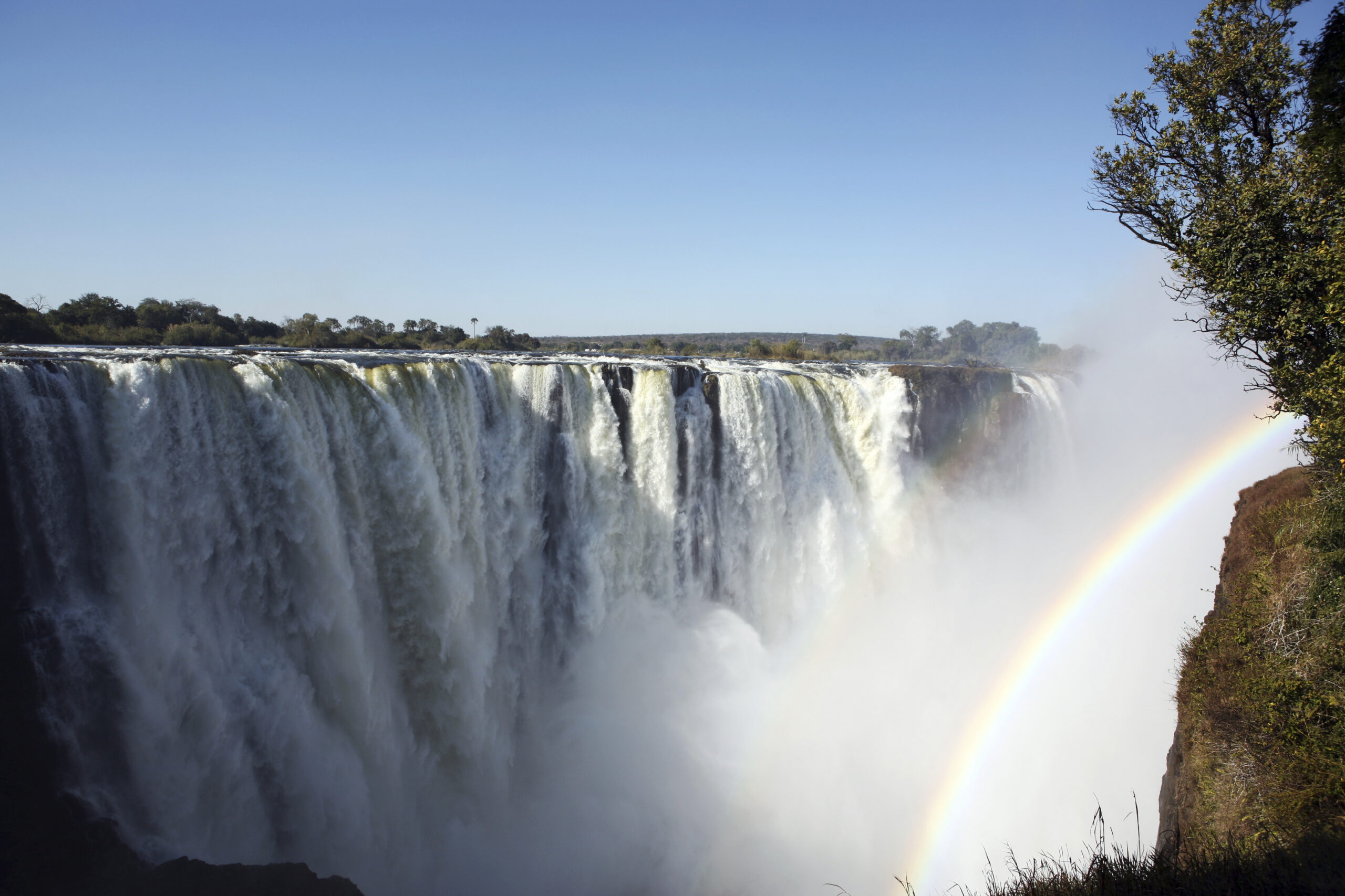 Experience the awe-inspiring spectacle of Victoria Falls on luxury South Africa tours